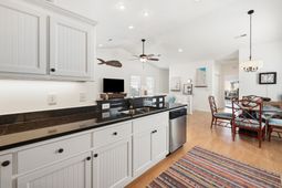 72 Weatherboard Ct.  photo 4