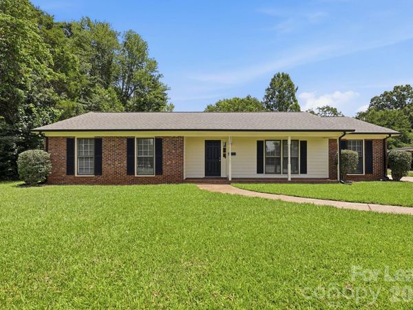 4609 Randolph Road , Charlotte, NC 28211