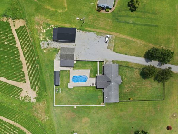 867 Kate Road , Pinetops, NC 27864