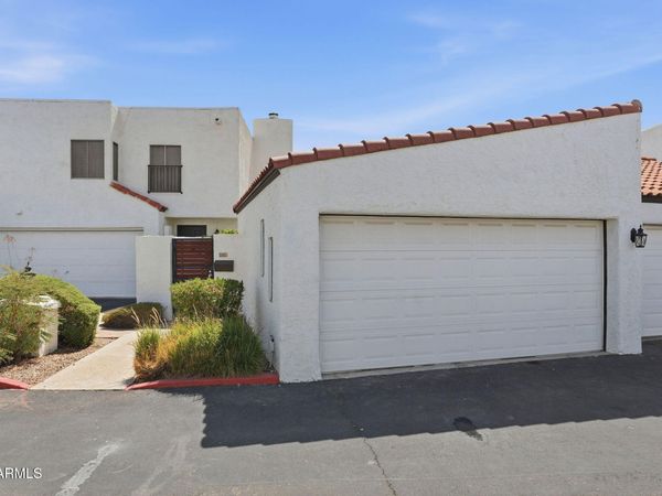 5805 N 8TH Place, Phoenix, AZ 85014