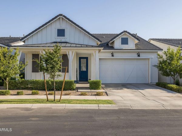 10209 E Thistle Avenue, Mesa, AZ 85212