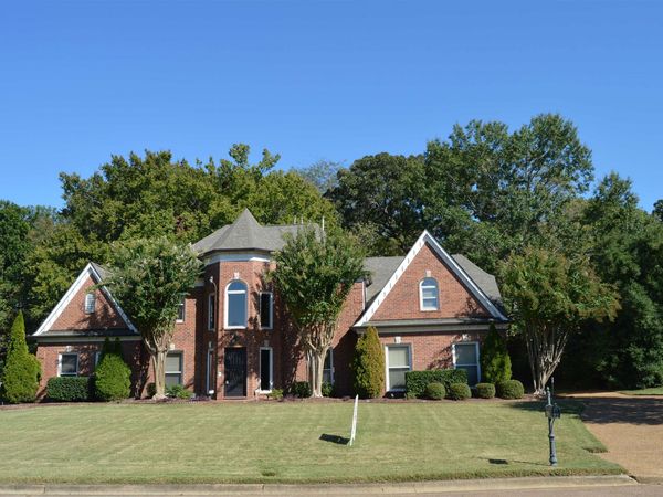 3076 STEEPLEGATE DR, Germantown, TN 38138