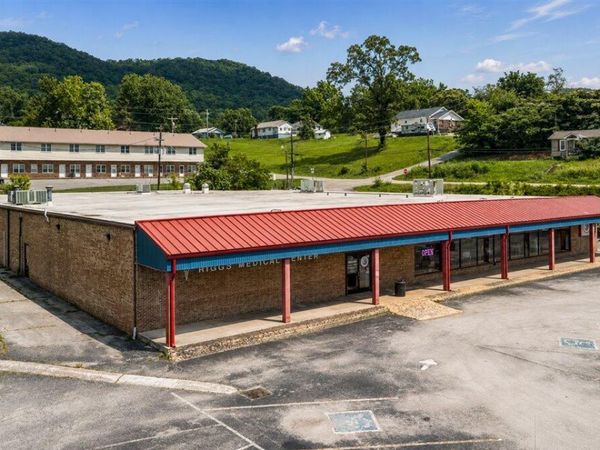 502 W Central Ave, LaFollette, TN 37766