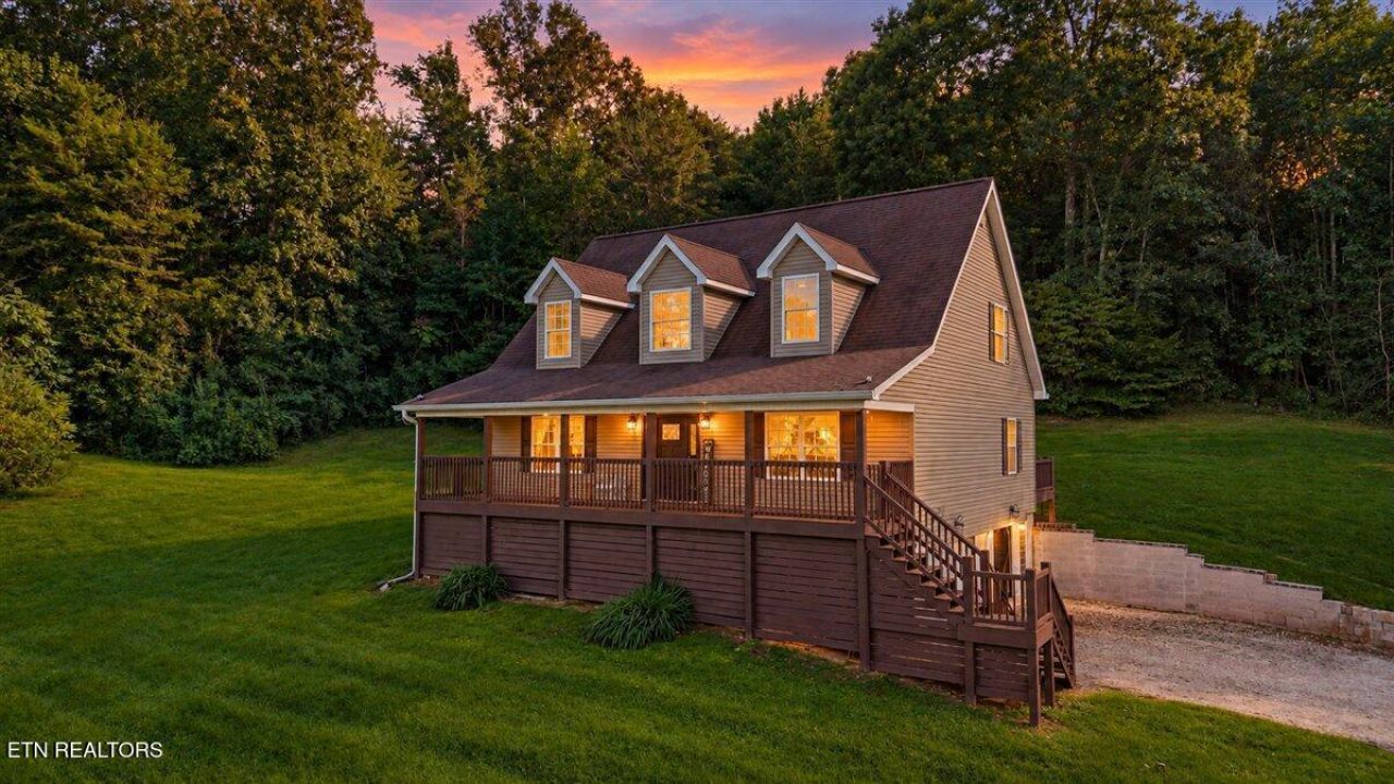555 New Clear Branch Rd, Rocky Top, TN 37769 Main Photo