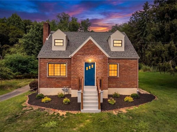 9775 Grosick Rd , Pittsburgh, PA 15237
