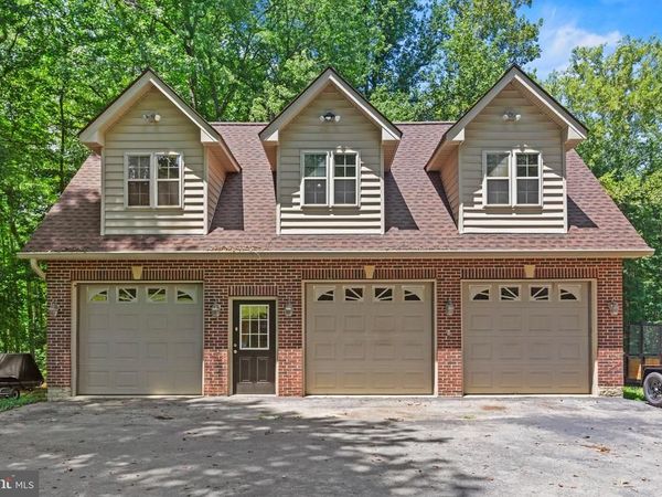 9175 DUBOIS ROAD, CHARLOTTE HALL, MD 20622