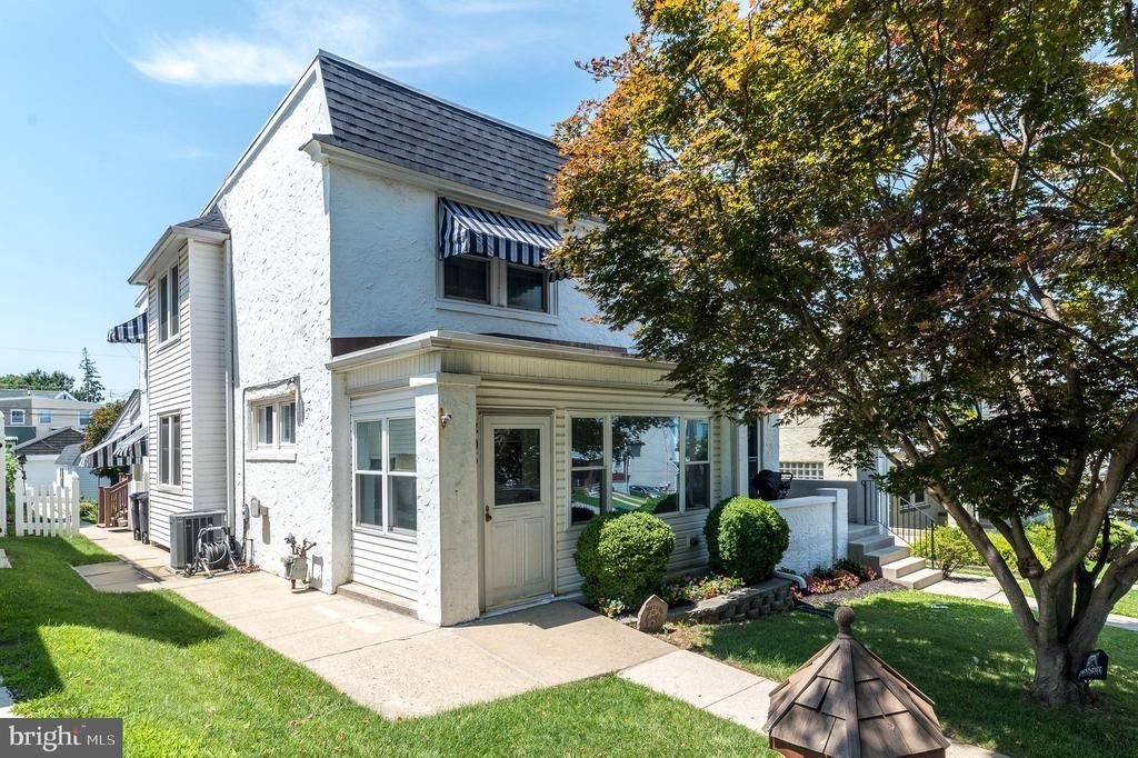 405 W ELEVENTH AVENUE, CONSHOHOCKEN, PA 19428