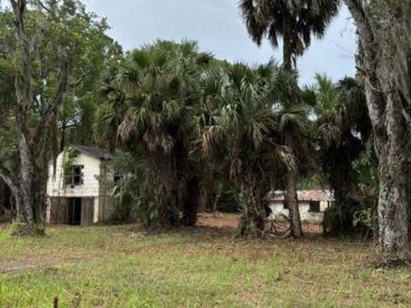 114 E RIVER Road, East Palatka, FL 32131