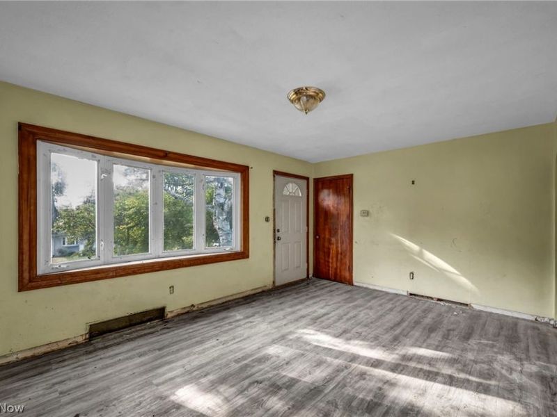 2680 Nesmith Lake Boulevard, Akron, OH 44314 Photo 6