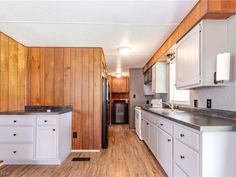 15001 Baumhart Road, Oberlin, OH 44074 Photo 12
