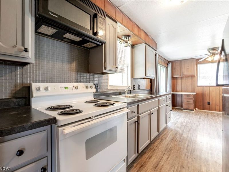 15001 Baumhart Road, Oberlin, OH 44074 Photo 17