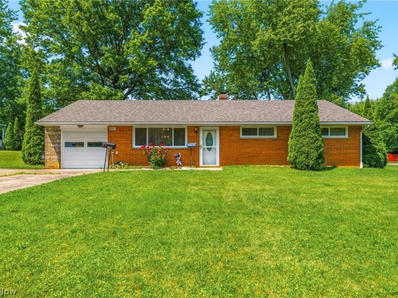211 Laramie Street, Alliance, OH 44601 Photo 1