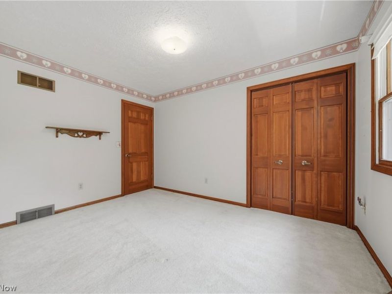 135 Seneca Trail SW, Hartville, OH 44632 Photo 24