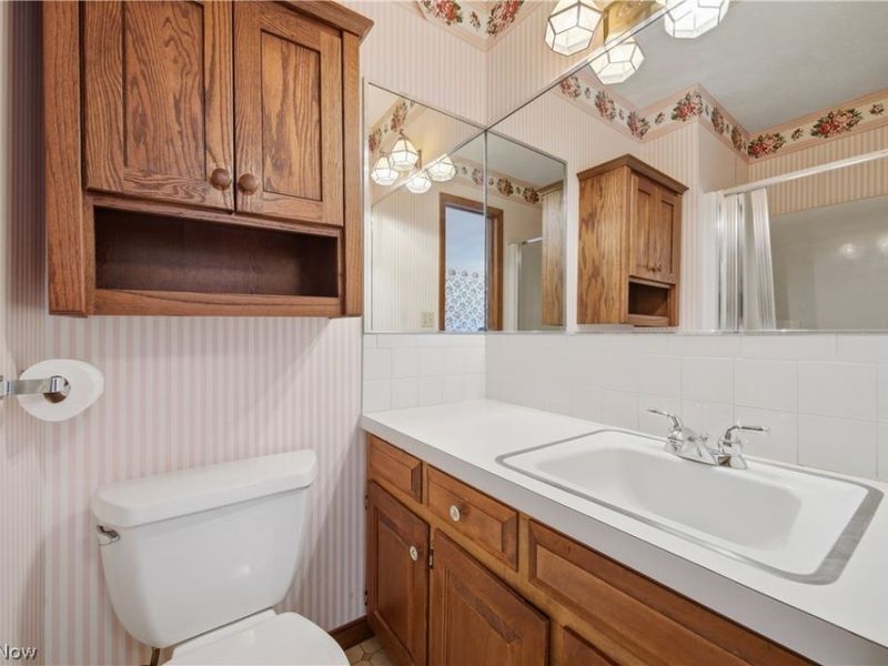 135 Seneca Trail SW, Hartville, OH 44632 Photo 30