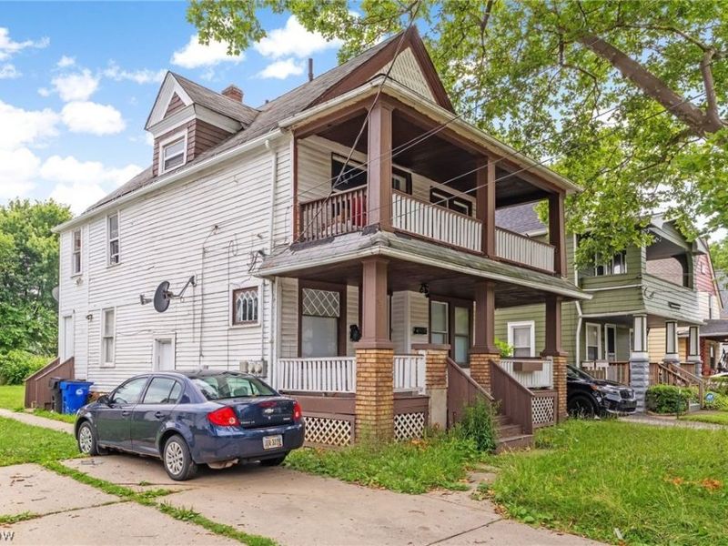 4311 Bush Avenue, Cleveland, OH 44109 Photo 2