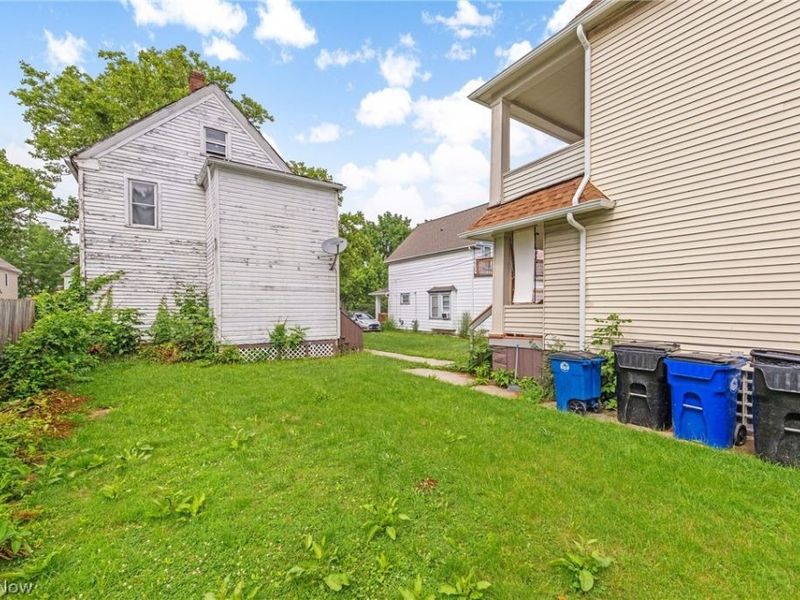 4311 Bush Avenue, Cleveland, OH 44109 Photo 29