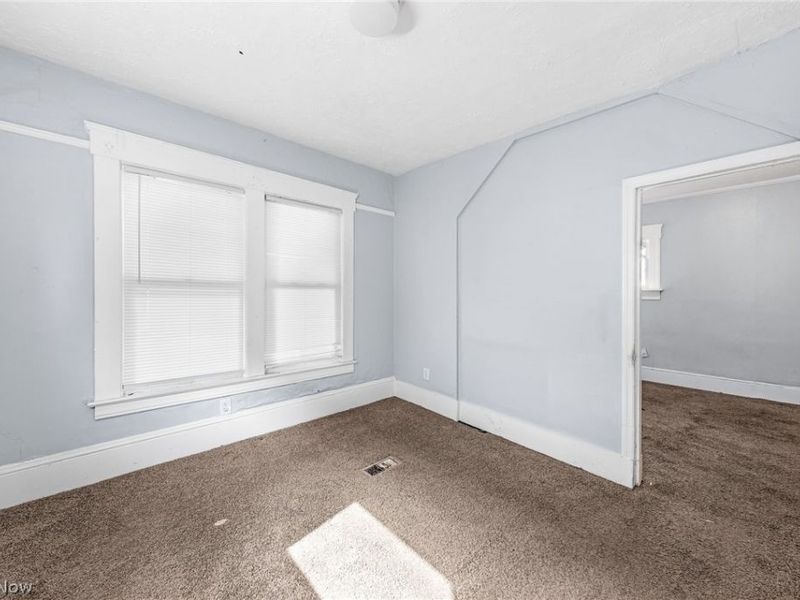 4311 Bush Avenue, Cleveland, OH 44109 Photo 7