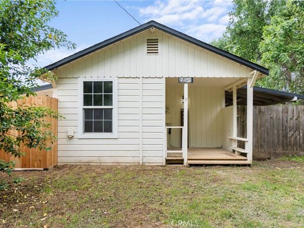 22011 Reading, Anderson, CA 96007