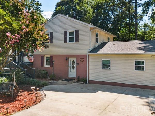 7132 Clear Crossing Lane , Charlotte, NC 28227