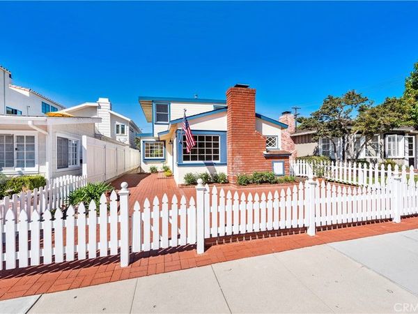 515 CARNATION Avenue, Corona Del Mar, CA 92625