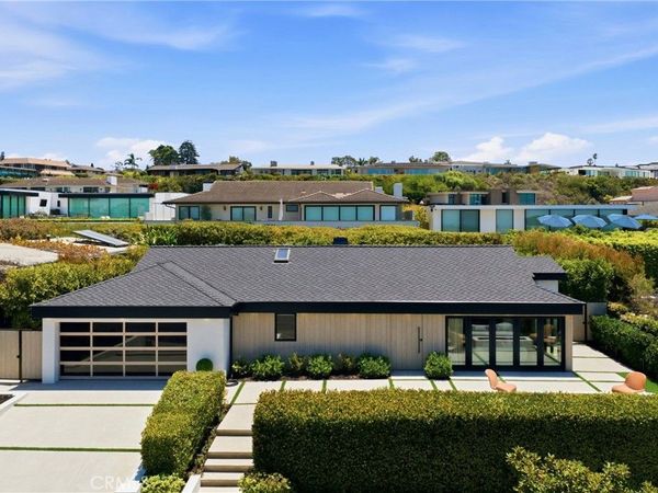 1120 White Sails Way , Corona Del Mar, CA 92625