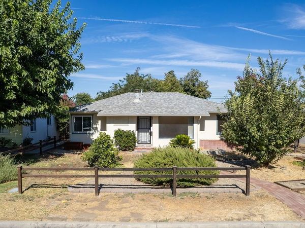 326 Olive, Bakersfield, CA 93304