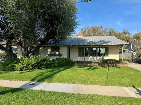 2309 N Louise , Santa Ana, CA 92706