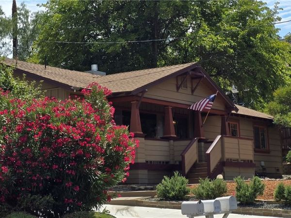 370 Pacific Avenue , Paso Robles, CA 93446
