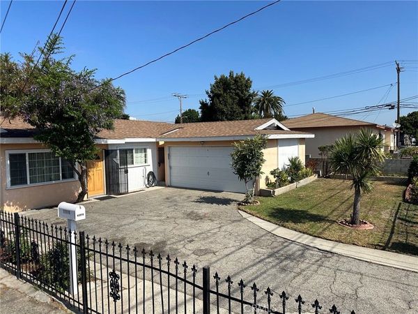 11111 S Osage , Inglewood, CA 90304
