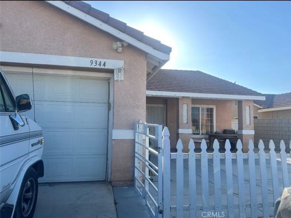 9344 Nolina , Hesperia, CA 92344