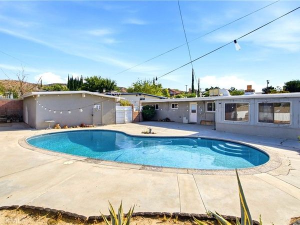 38664 Yucca Tree , Palmdale, CA 93551