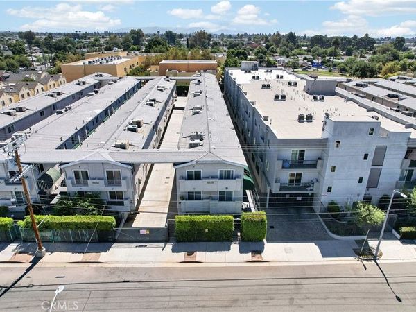 8828 Burnet Ave , Unit 9, North Hills, CA 91343