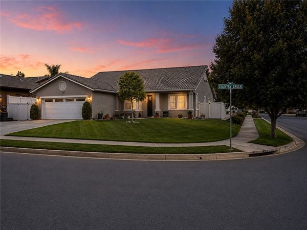 35579 Country Creek Drive , Yucaipa, CA 92399