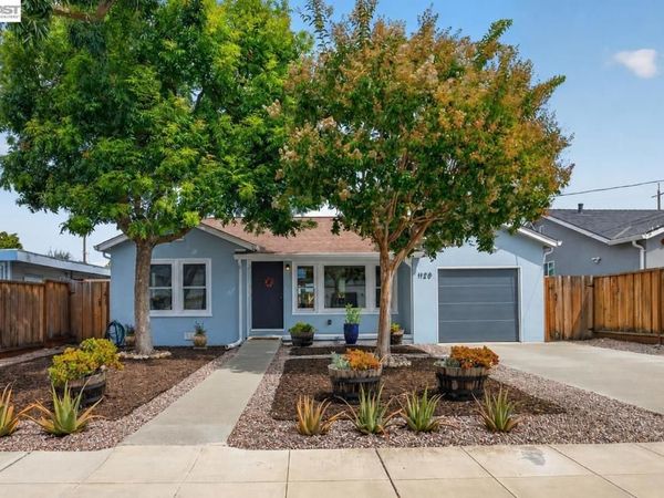 1120 Henderson Ave, Menlo Park, CA 94025