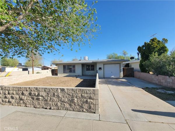 2042 Panamint , Mojave, CA 93501