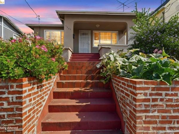 5362 Foothill BLVD , Oakland, CA 94601