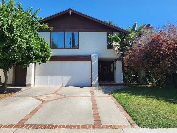 19957 Lorne , Winnetka, CA 91306