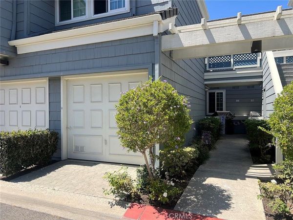 7311 Coho Drive , Unit 102, Huntington Beach, CA 92648
