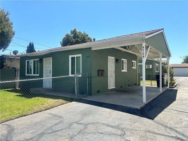 6707 Cleon Avenue , North Hollywood, CA 91606