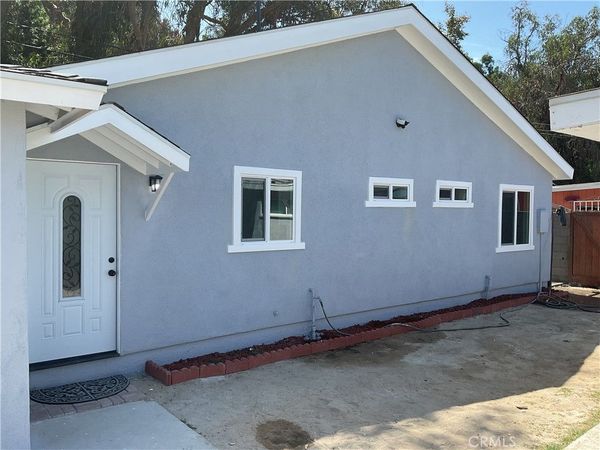 1011 N Jackson Street , Santa Ana, CA 92703