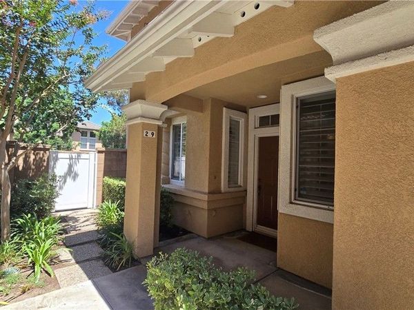 29 Carnation , Irvine, CA 92618