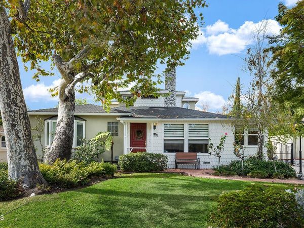 4819 Crown Avenue , La Canada Flintridge, CA 91011