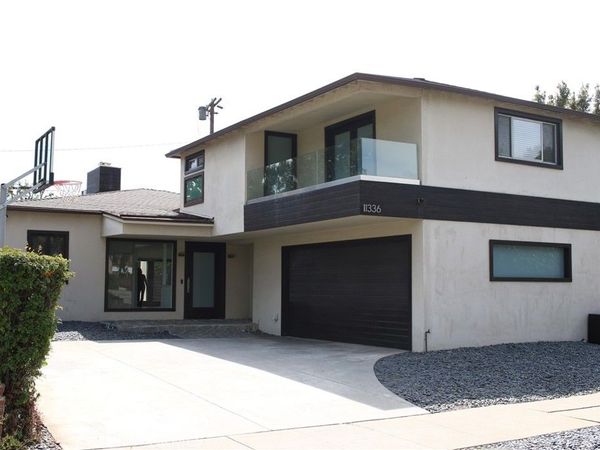 11336 Montana , Los Angeles, CA 90049