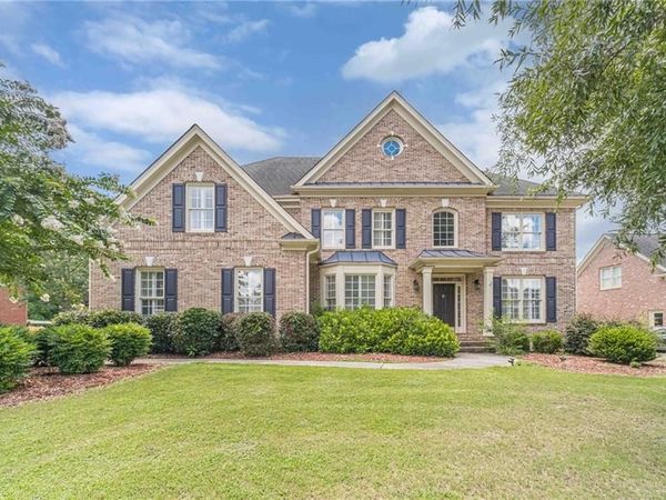 562 Grassmeade Way , Snellville, GA 30078