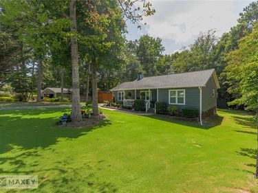 2674 SARDIS Drive, Buford, GA 30519