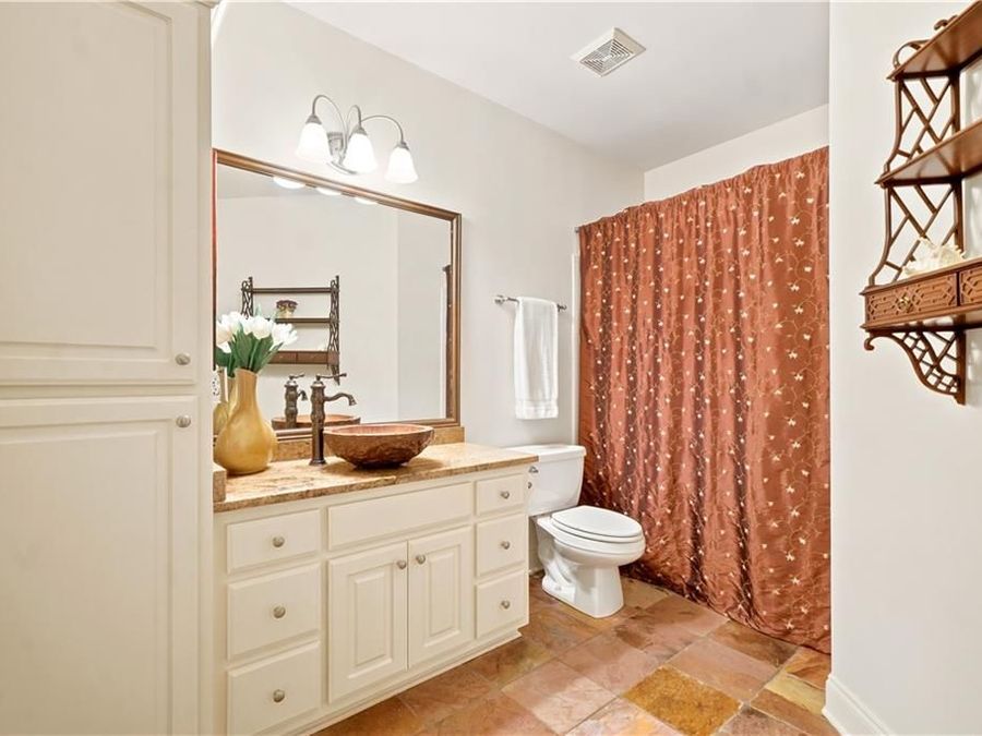 Property Image 63