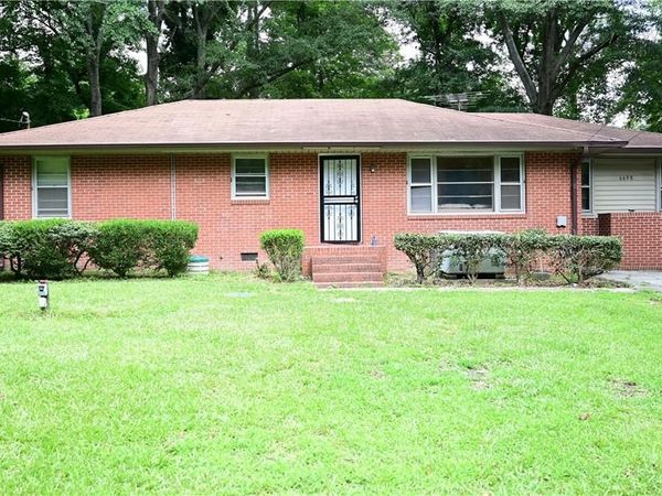 6698 Baker Drive , Lithia Springs, GA 30122