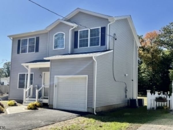 158 Woodland Ave, Ewing, NJ 08638
