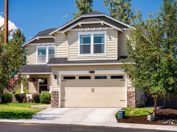 20496 SE Clover Crest Court, Bend, OR 97702