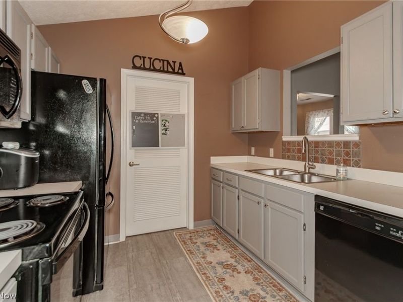 7232 Channing Lane, Concord Township, OH 44060 Photo 8